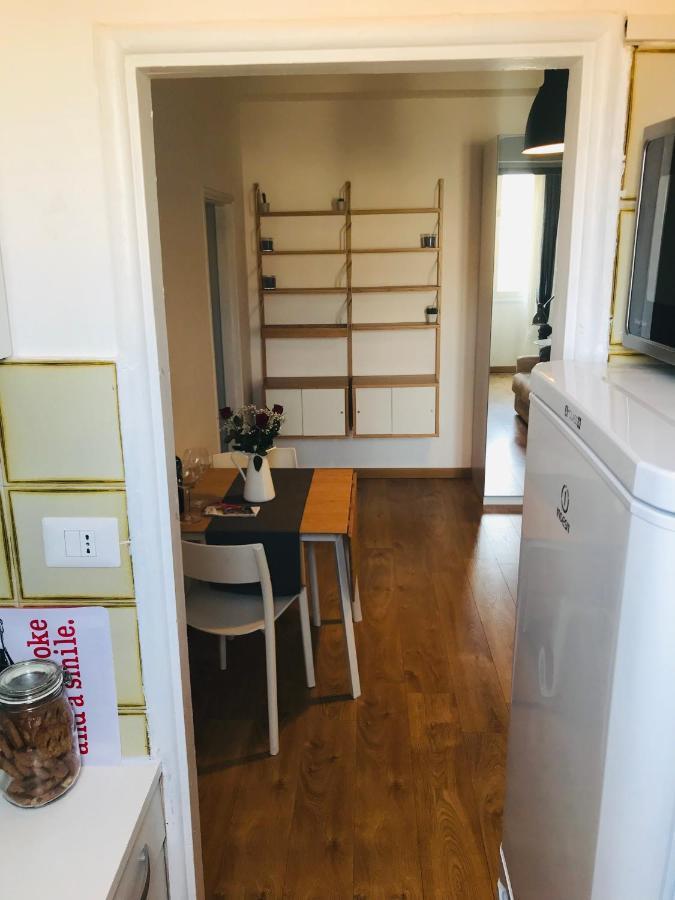 Cozy Apartment 3 Km Away From Duomo Milan Luaran gambar