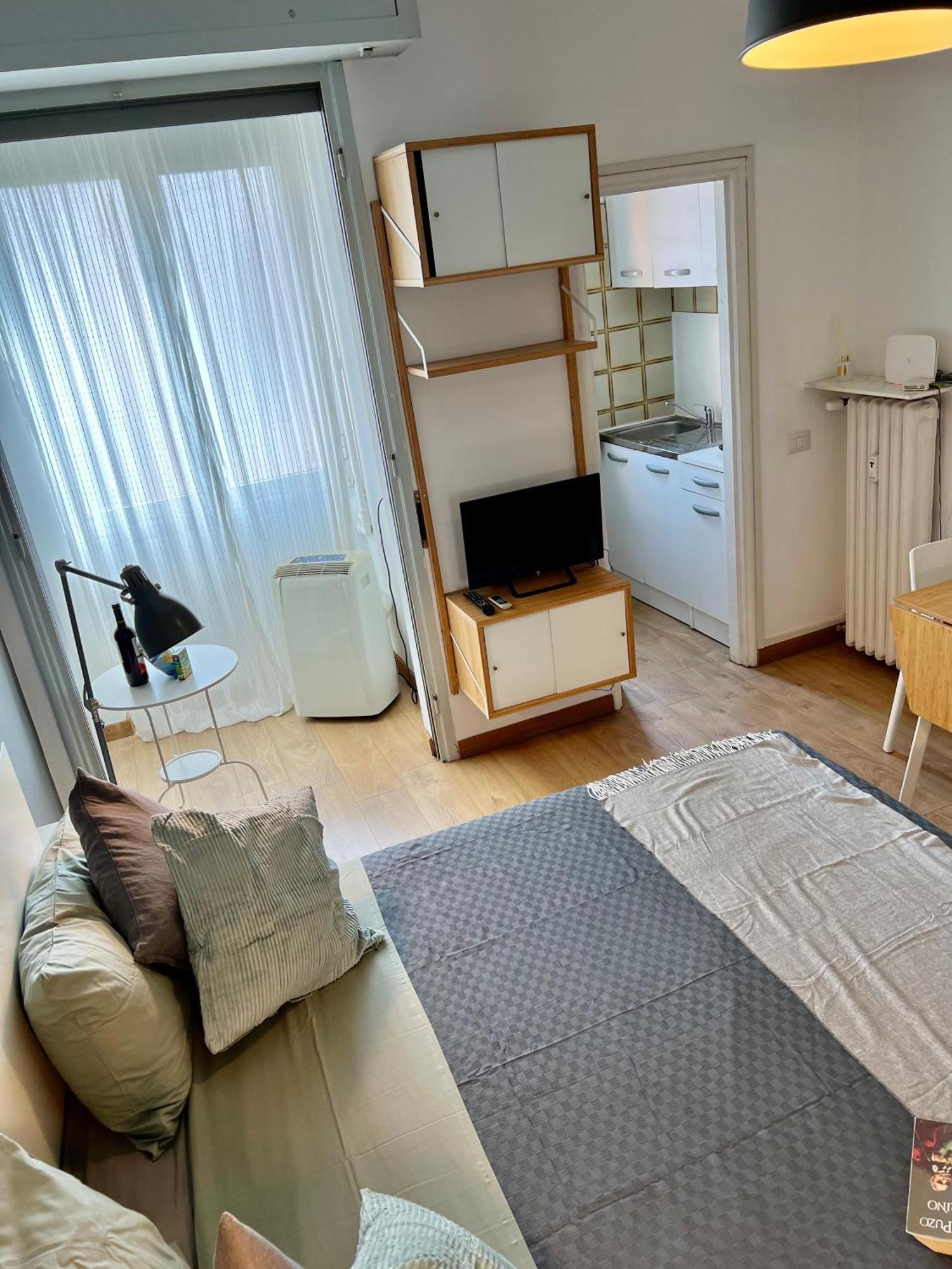 Cozy Apartment 3 Km Away From Duomo Milan Luaran gambar